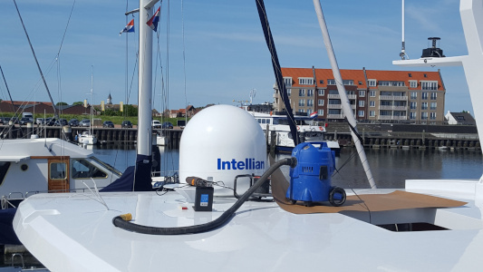 Satellite TV installation on yacht - Intellian i6 inland