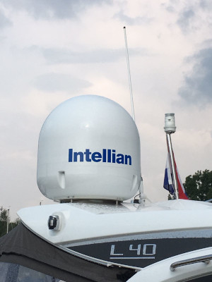 Satellite TV installation on yacht with Intellian i6